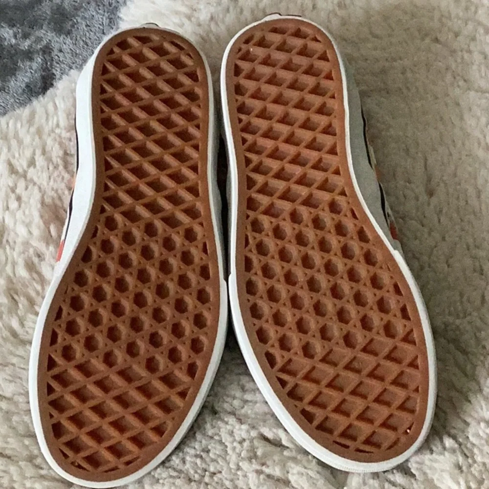 Check Vans - Picture 3 of 4